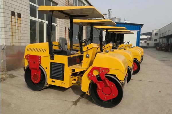 <a href='http://www.yncnc.cn' target='_blank'>壓路機</a> <a href='http://www.yncnc.cn' target='_blank'>壓路機</a>